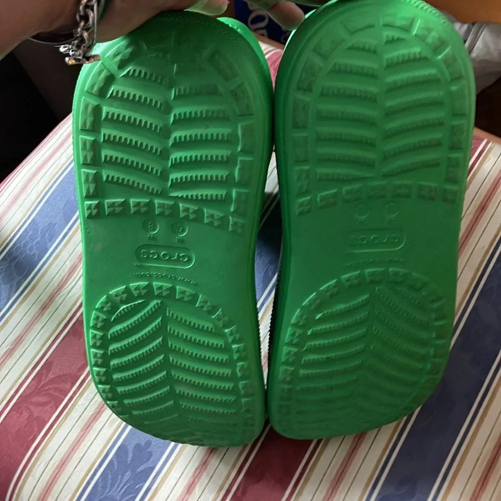 Crocs - Picture 4 of 5